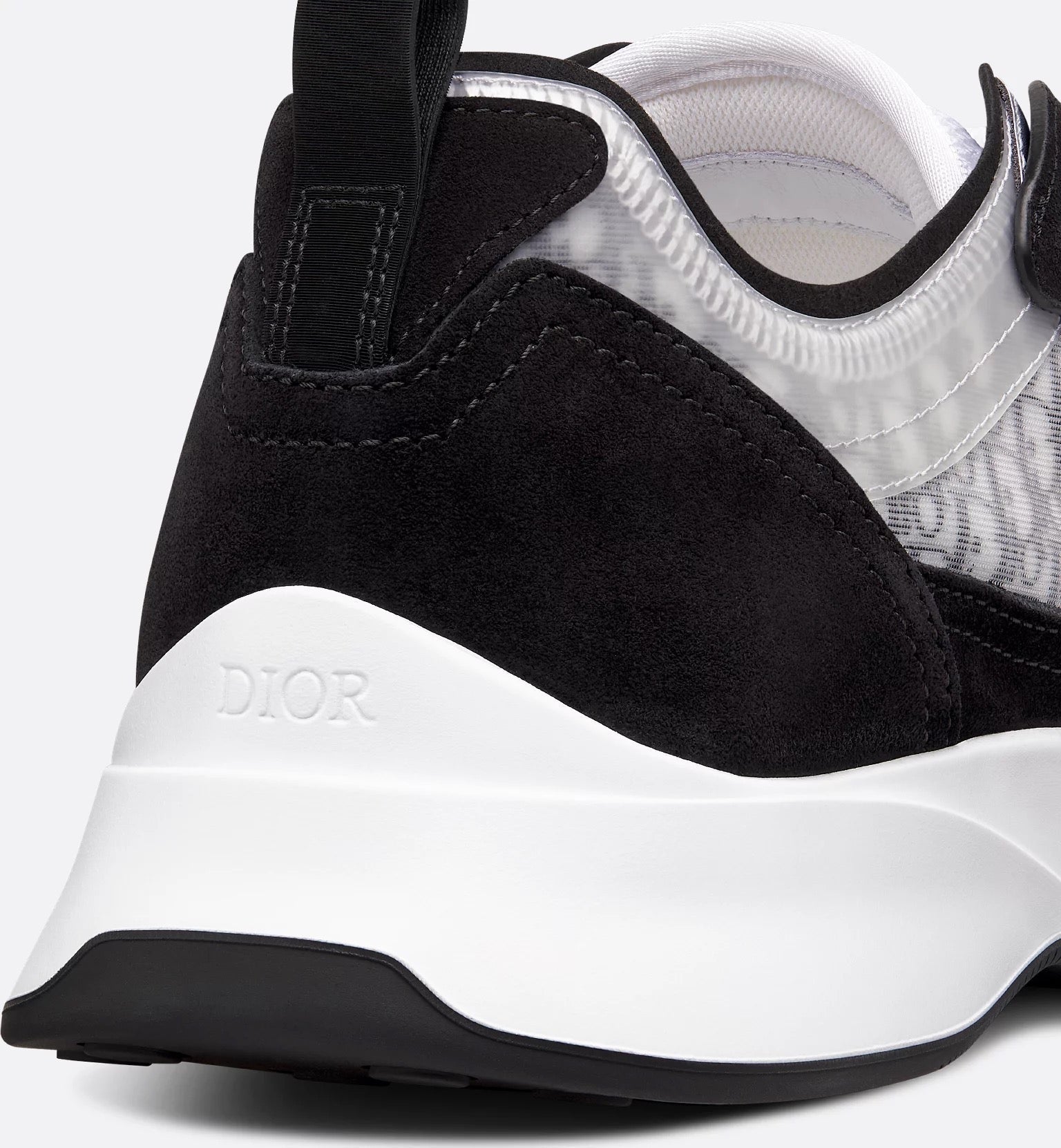 "B25" Sneaker